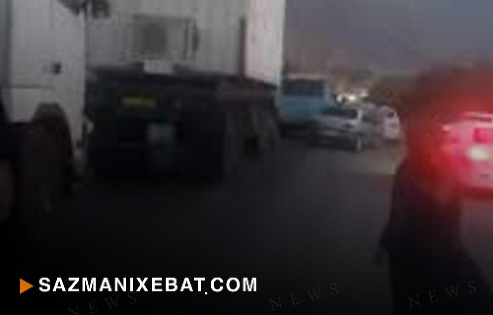راه‌بندان در جاده خرم‌آباد به پل دختر در اعتراض به قطعی آب و برق