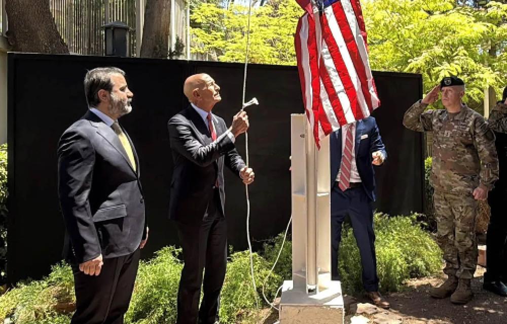 دوای١٣ ساڵ ئەمریکا باڵیۆزخانەى خۆی لە دیمەشق کردەوە