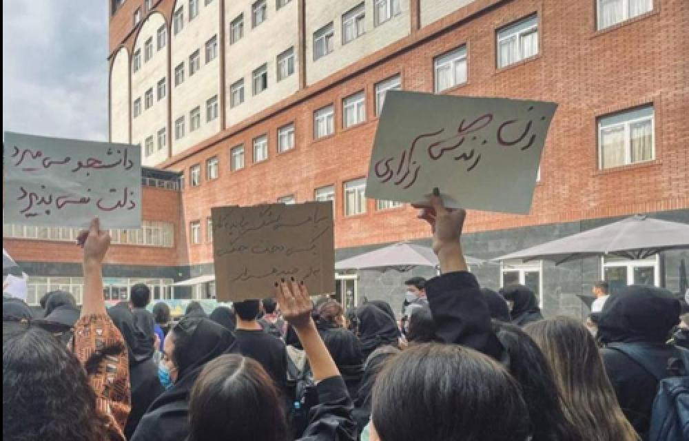 بەردەوامی فشاری دامودەزگا ئەمنییەکانی ڕژیم بۆ سەر خوێندکاران