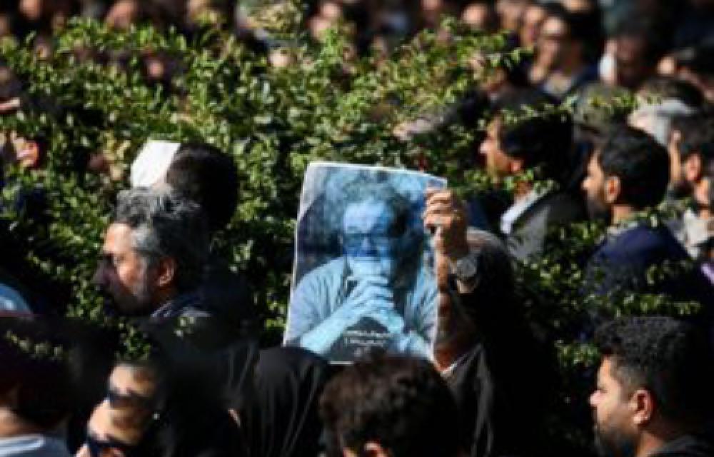 شعار حاضران در مراسم تشییع داریوش مهرجویی: نه غزه، نه لبنان، جانم فدای ایران