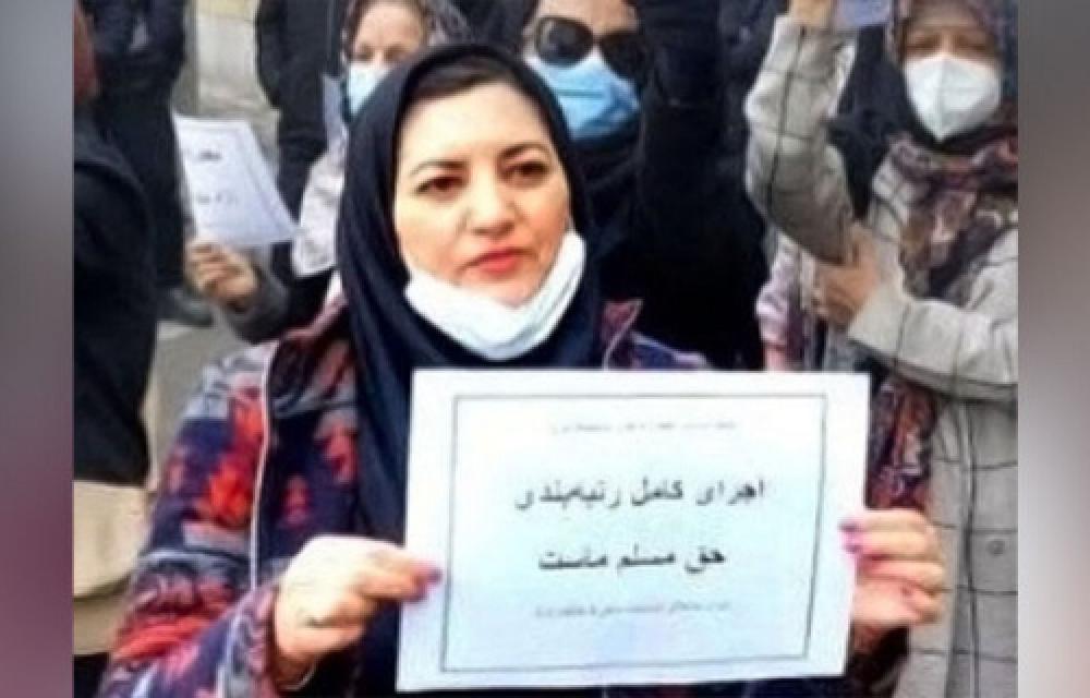 بازداشت منصوره عرفانیان و انتقالش به زندان وکیل آباد مشهد