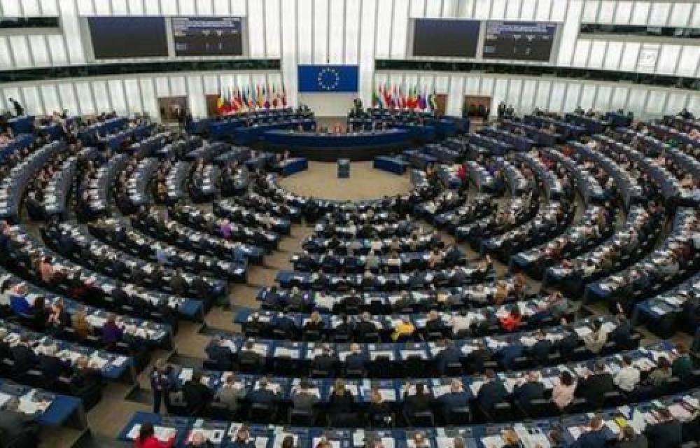 نمایندگان پارلمان اروپا: سپاه پاسداران را در لیست سازمانهای تروریستی قرار دهید
