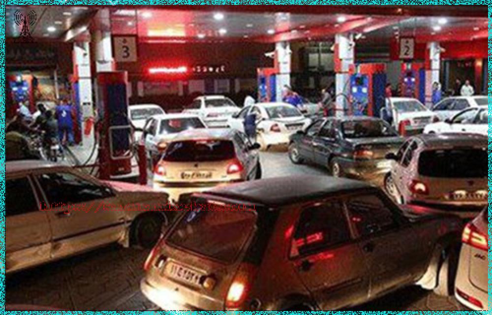  صف‌های طولانی بنزین در شهرک فردیس کرج را پس از خبر حمله پهپادی ایران به اسرائیل
